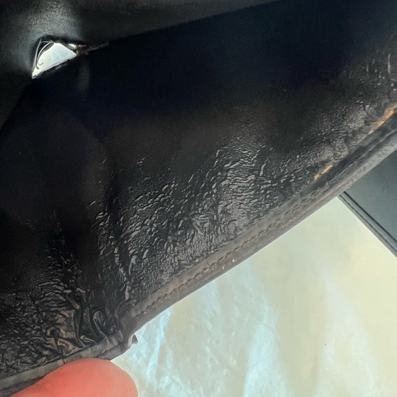 Cartier Wallet - Picture 12 of 16